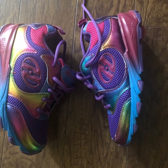 Heely’s - Picture 4 of 5